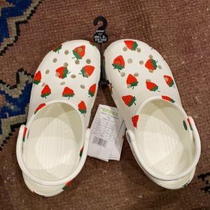 Crocs vacay vibes white strawberry clogs